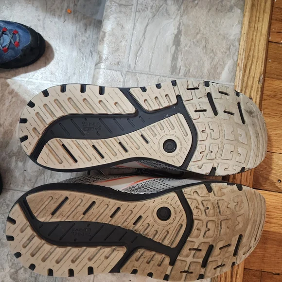 Brooks Gray and Black Running Shoes - Picture 3 of 3